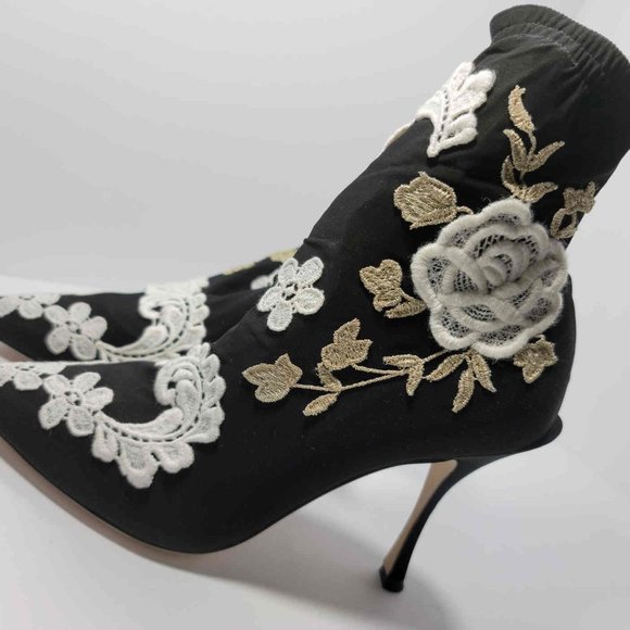 Dolce & Gabbana black stocking style heel with floral embroidery - Picture 6 of 7
